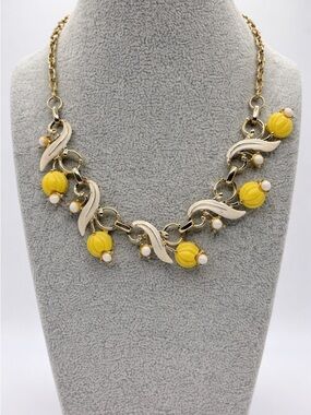 Vintage Thermoset Yellow Floral Necklace Gold Tone Mid Century